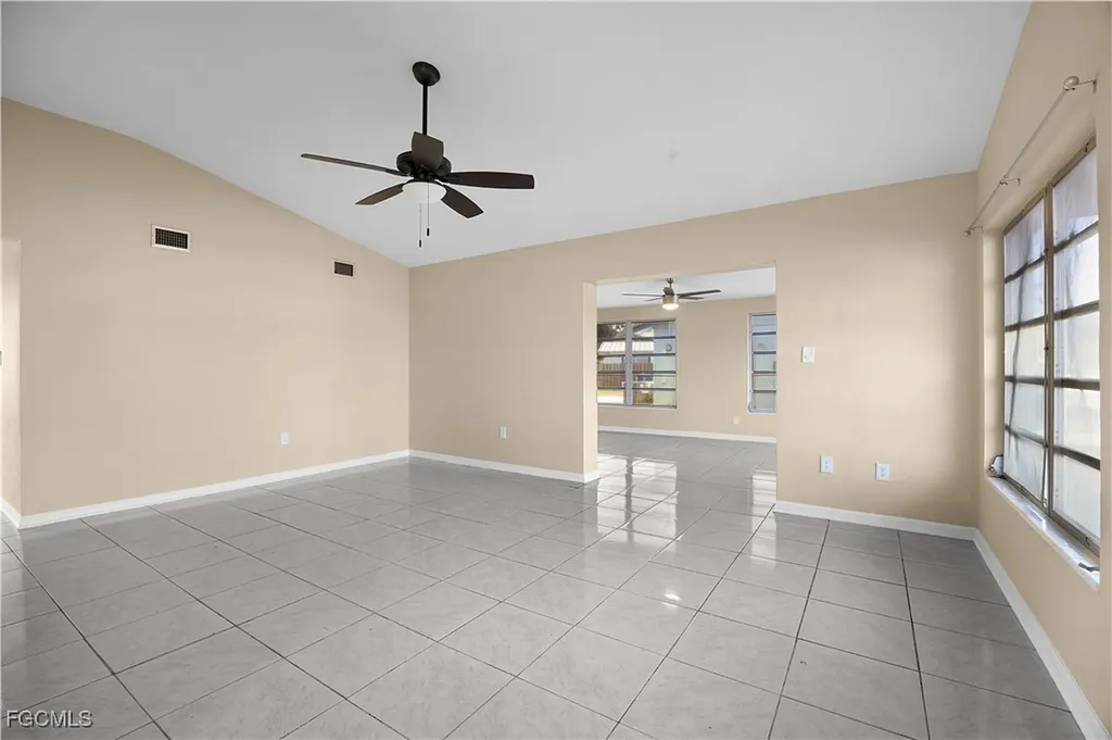 275 Lakeview Drive North Fort Myers FL 33917