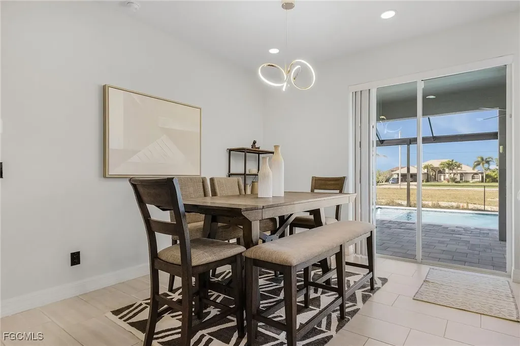 1516 NW 38th Avenue Cape Coral FL 33993