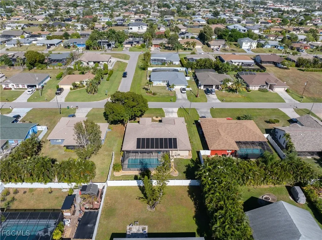 1402 SE 18th Street Cape Coral FL 33990