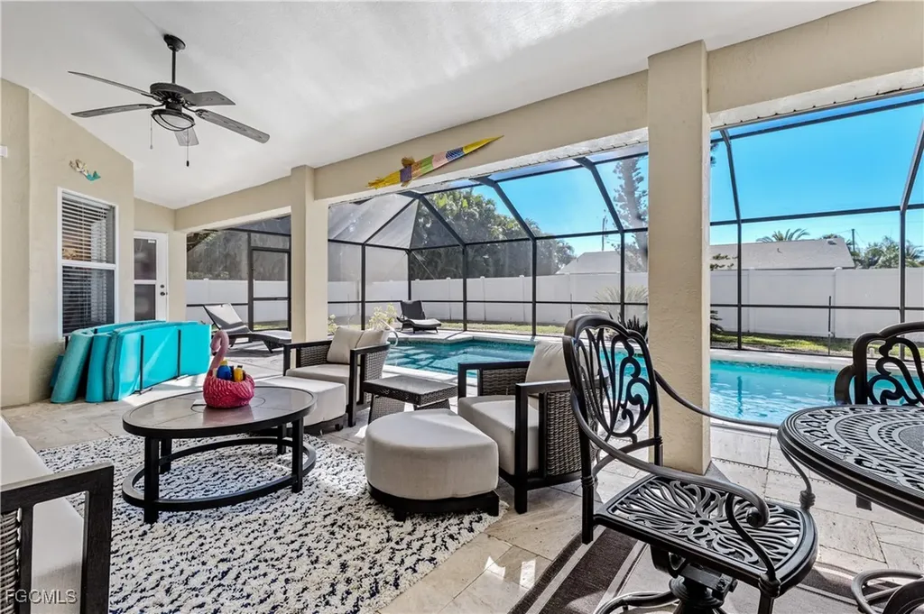 1402 SE 18th Street Cape Coral FL 33990