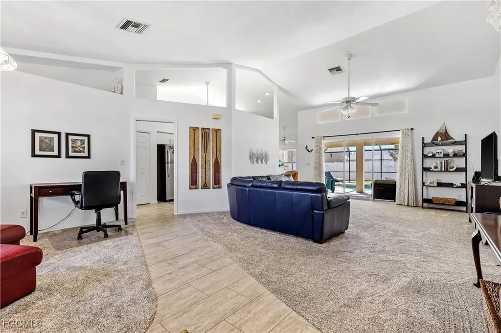 1402 SE 18th Street Cape Coral FL 33990