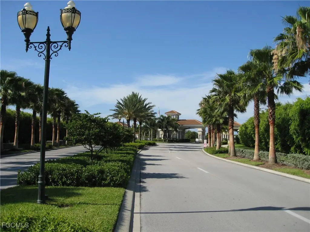 9208 Calle Arragon Avenue Fort Myers FL 33908