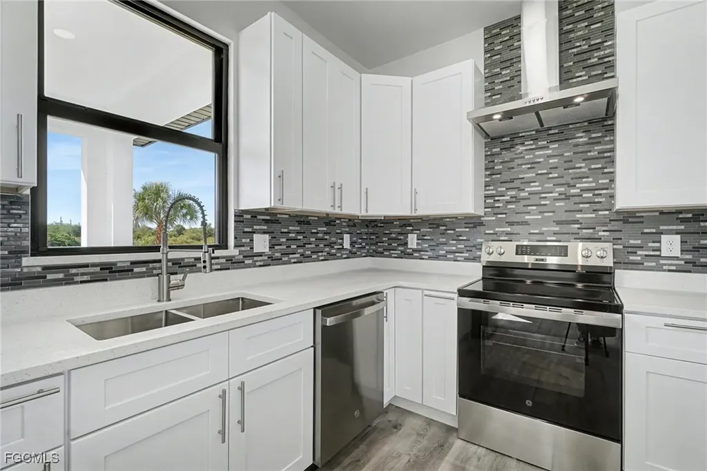 9006 Lamkin Circle Labelle FL 33935
