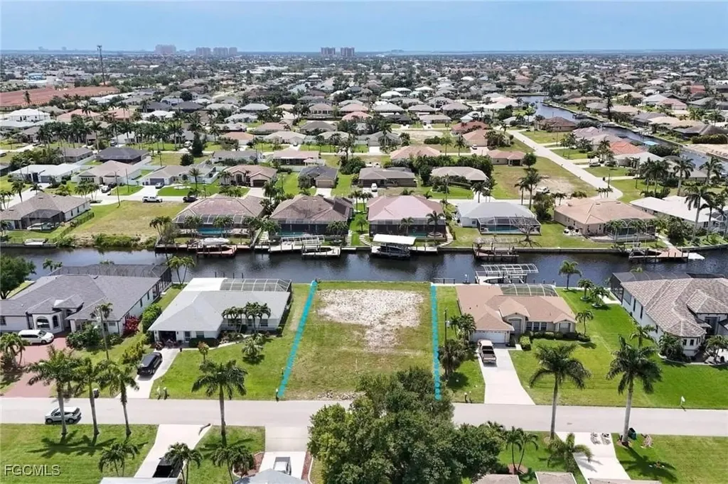 1724 SW 43rd Street Cape Coral FL 33914