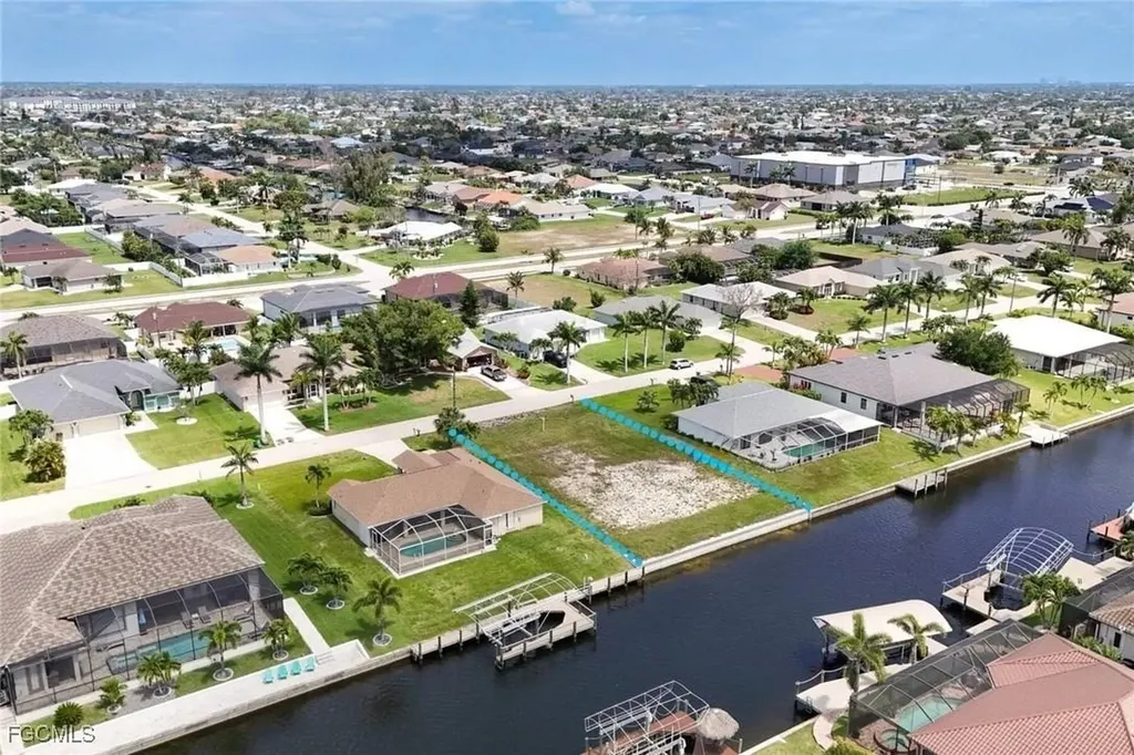 1724 SW 43rd Street Cape Coral FL 33914