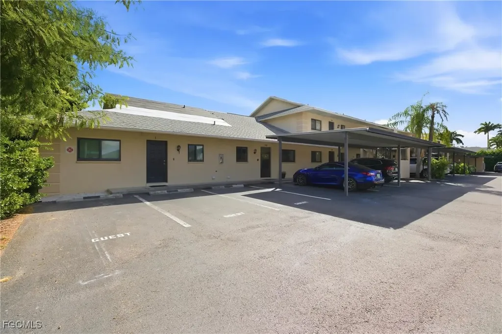 4805 Sorrento Court Cape Coral FL 33904