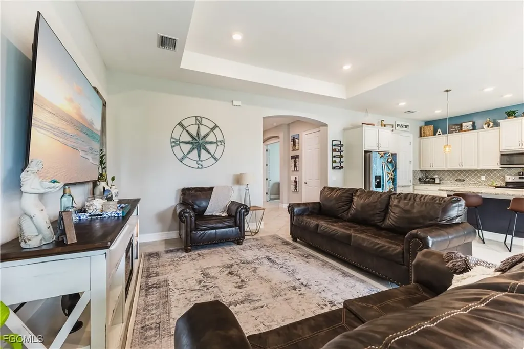 3239 Baravaldo Circle Cape Coral FL 33909