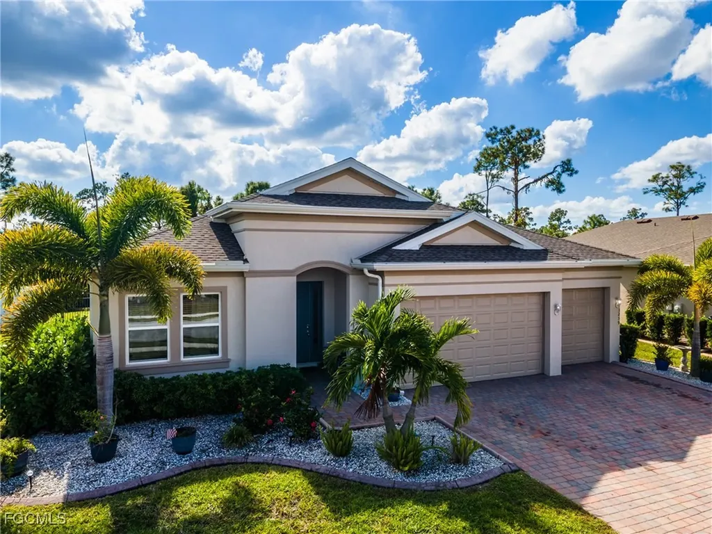 3239 Baravaldo Circle Cape Coral FL 33909