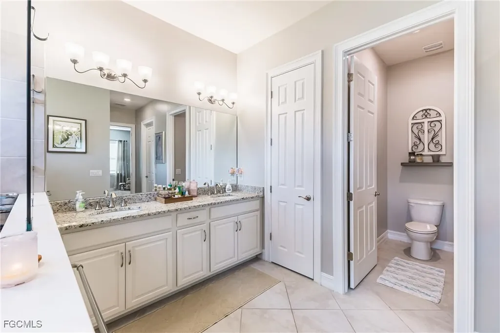 3239 Baravaldo Circle Cape Coral FL 33909