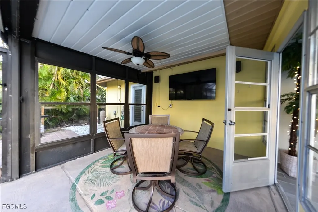 220 Albatross Street Fort Myers Beach FL 33931
