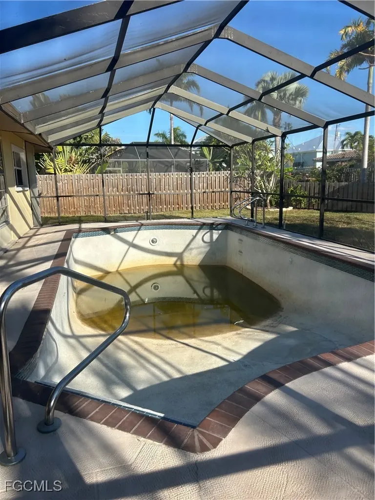 220 Albatross Street Fort Myers Beach FL 33931