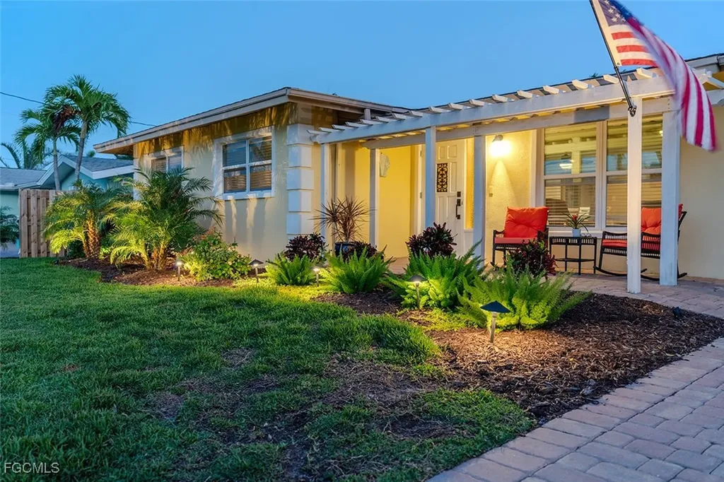 220 Albatross Street Fort Myers Beach FL 33931
