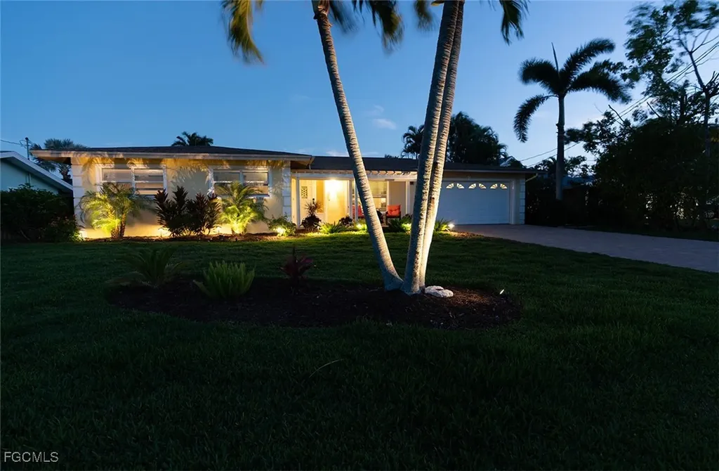 220 Albatross Street Fort Myers Beach FL 33931