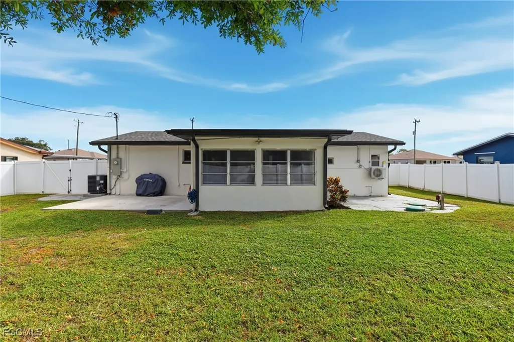 1267 Mcneill Road North Fort Myers FL 33903