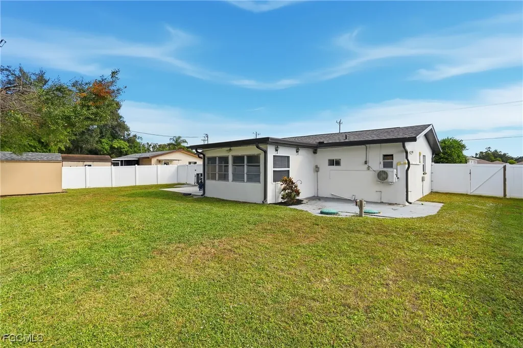 1267 Mcneill Road North Fort Myers FL 33903