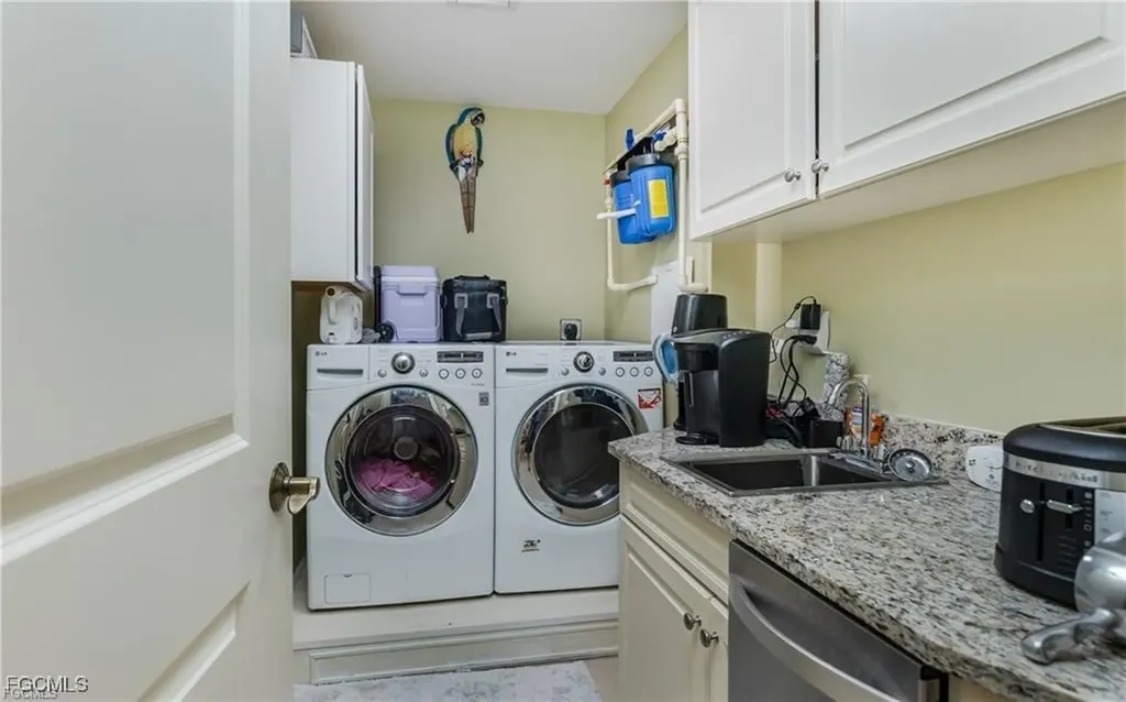 5704 Cape Harbour Drive Cape Coral FL 33914