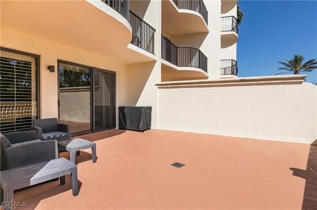 5704 Cape Harbour Drive Cape Coral FL 33914