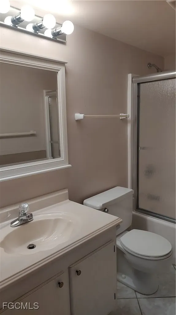 4713 Santa Barbara Boulevard Cape Coral FL 33914
