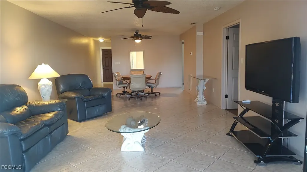 4713 Santa Barbara Boulevard Cape Coral FL 33914