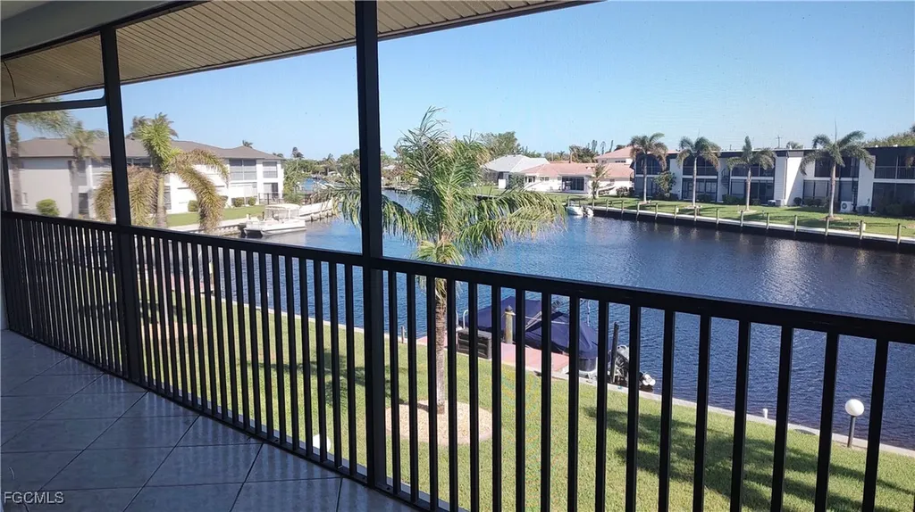 4713 Santa Barbara Boulevard Cape Coral FL 33914