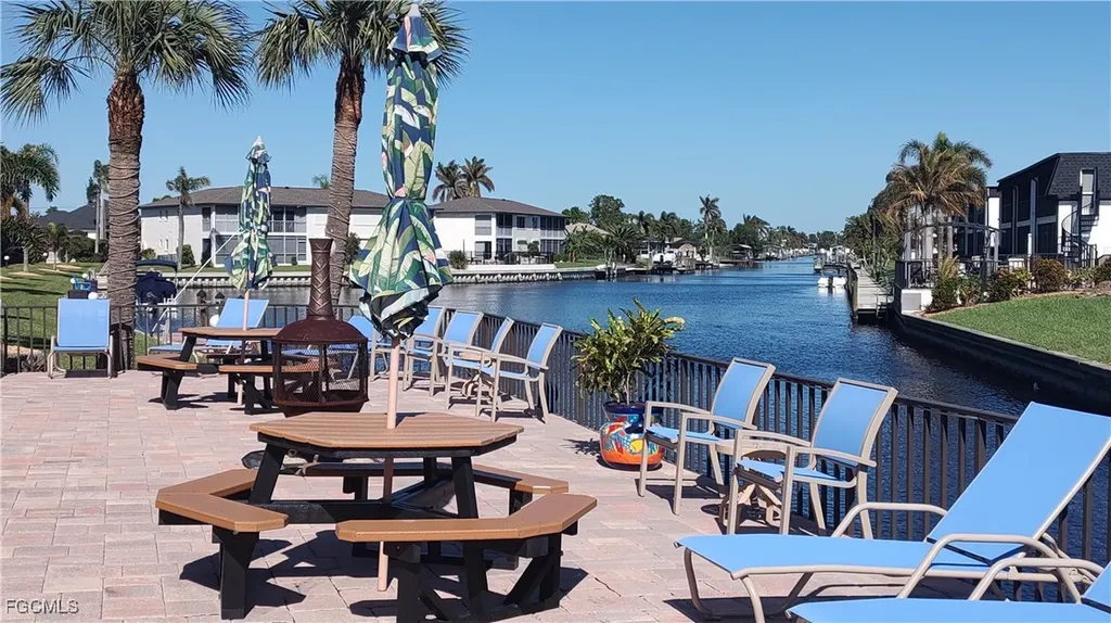 4713 Santa Barbara Boulevard Cape Coral FL 33914
