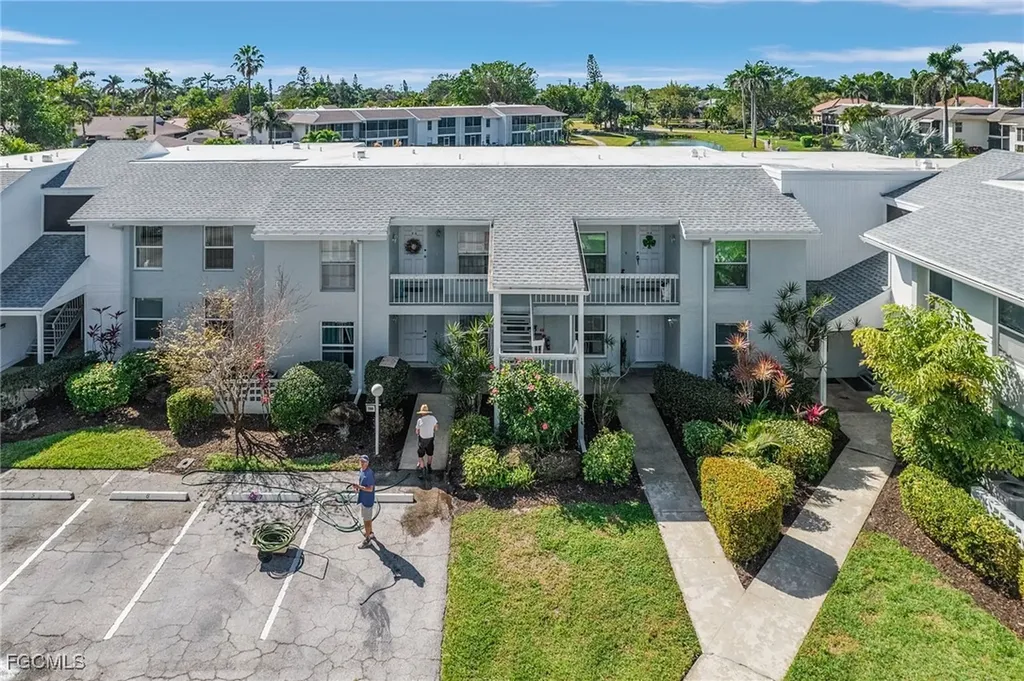 7069 Quail Run Court E Fort Myers FL 33908