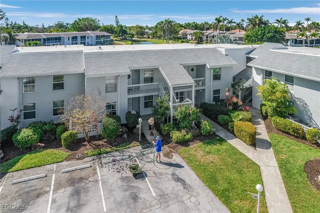 7069 Quail Run Court E Fort Myers FL 33908