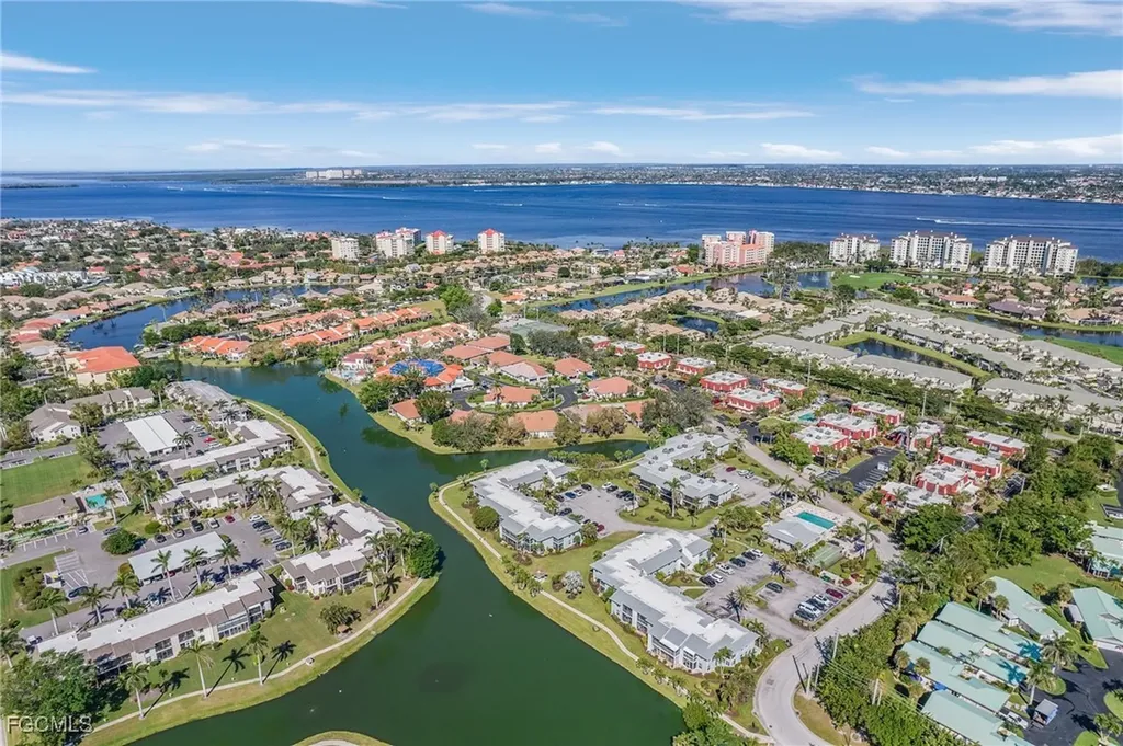 7069 Quail Run Court E Fort Myers FL 33908