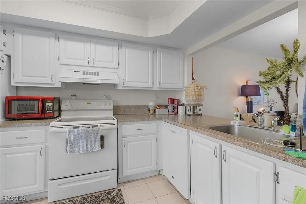 7069 Quail Run Court E Fort Myers FL 33908