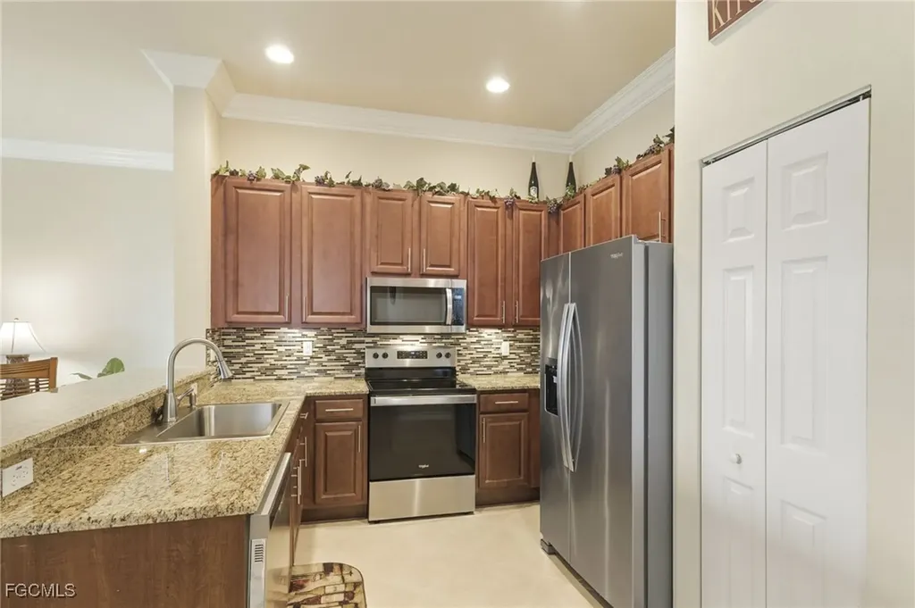 11040 Yellow Poplar Drive Fort Myers FL 33913