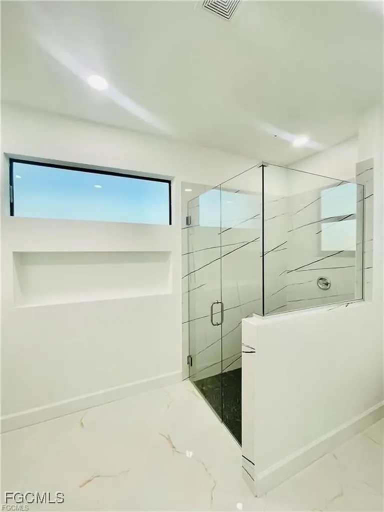 2200 NW 4th Terrace Cape Coral FL 33993