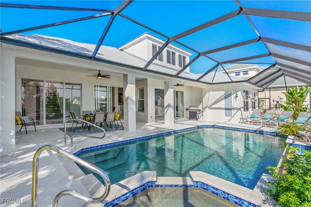 5307 SW 25th Place Cape Coral FL 33914