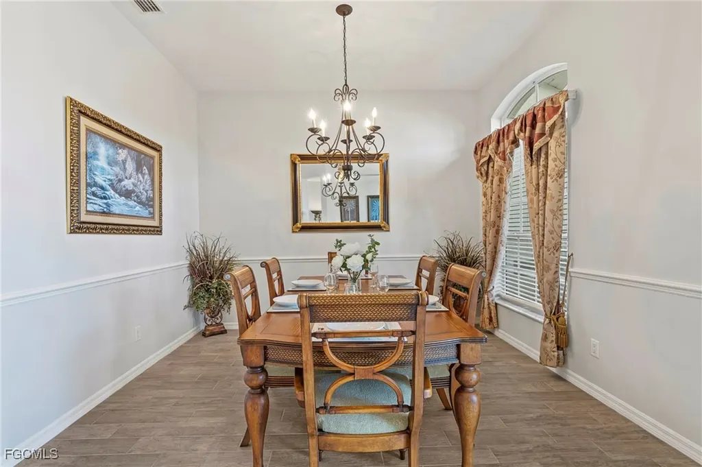 5307 SW 25th Place Cape Coral FL 33914