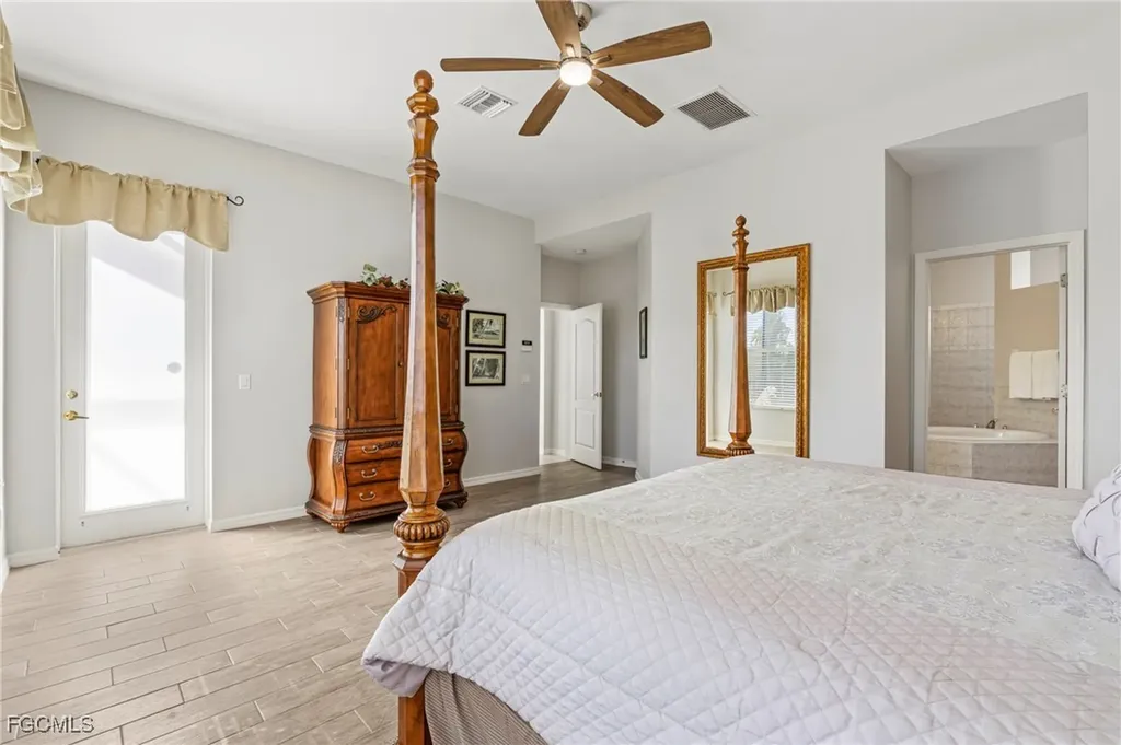 5307 SW 25th Place Cape Coral FL 33914