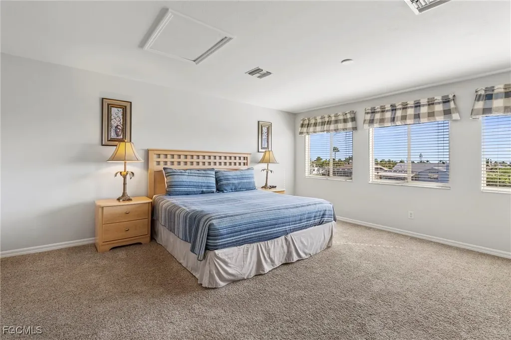 5307 SW 25th Place Cape Coral FL 33914