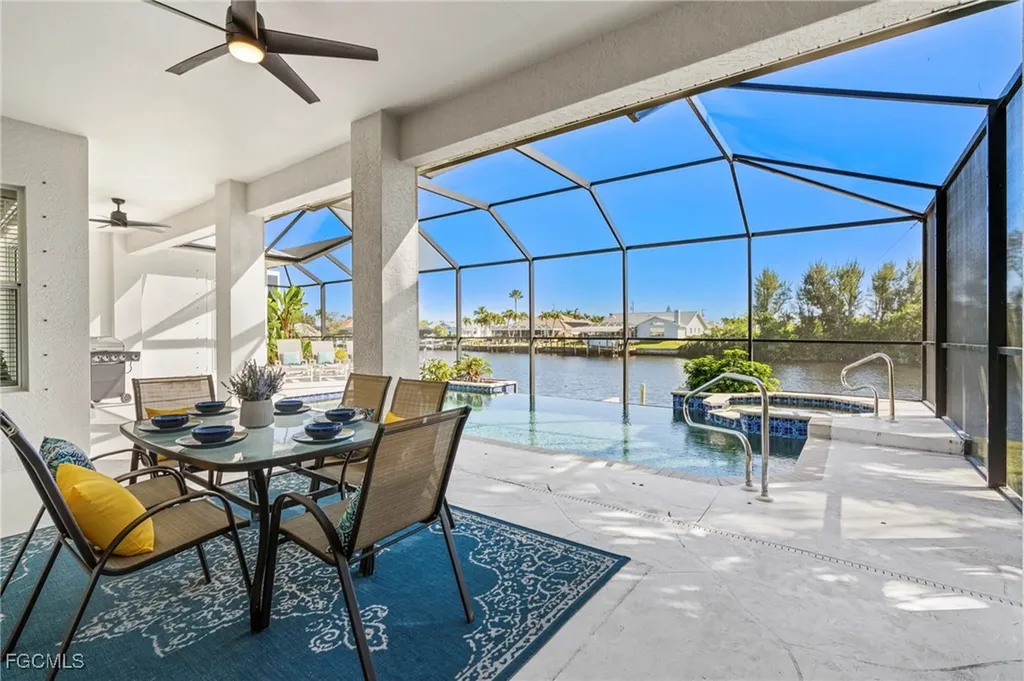 5307 SW 25th Place Cape Coral FL 33914