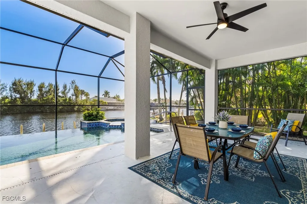 5307 SW 25th Place Cape Coral FL 33914