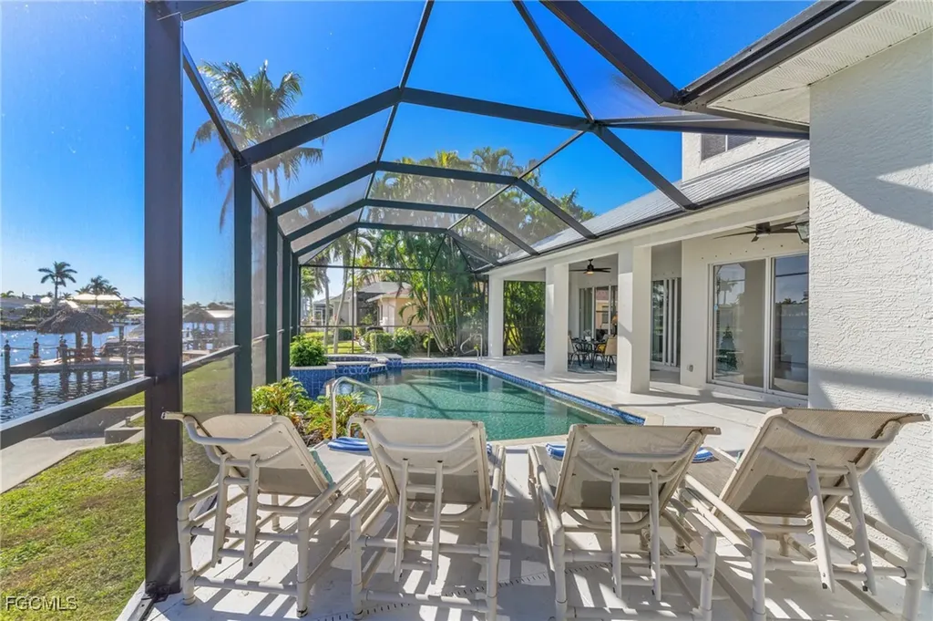 5307 SW 25th Place Cape Coral FL 33914