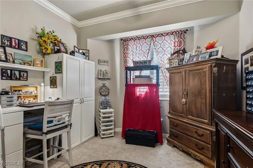 1076 Winding Pines Circle Cape Coral FL 33909