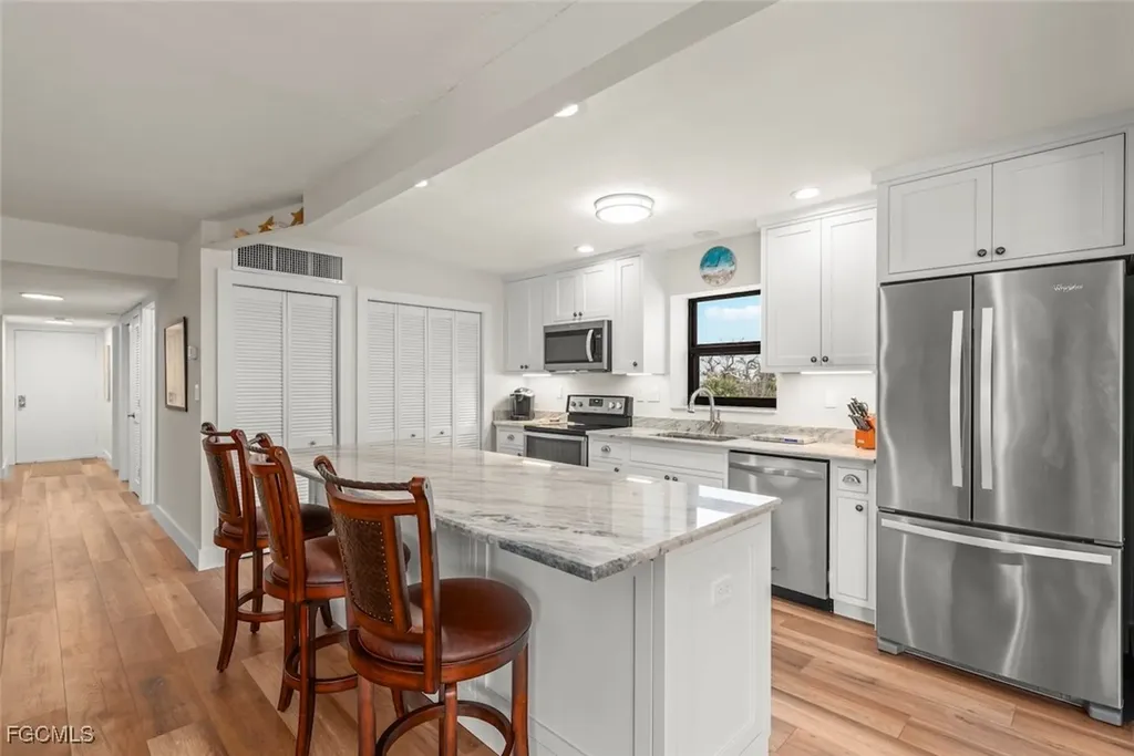 2721 W Gulf Drive Sanibel FL 33957