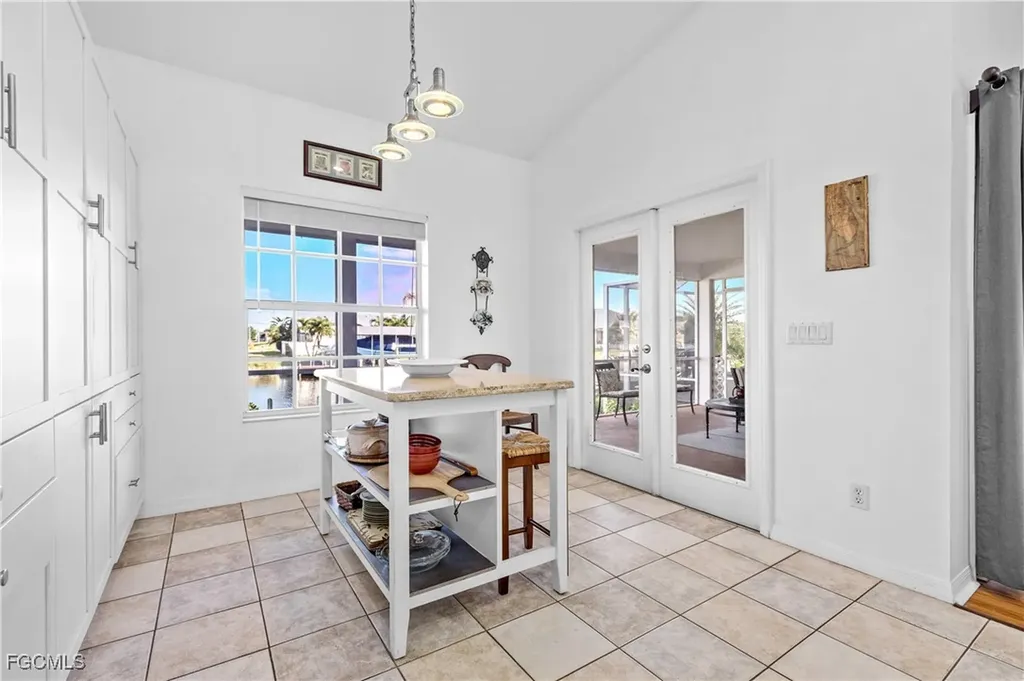 119 SW 39th Place Cape Coral FL 33991