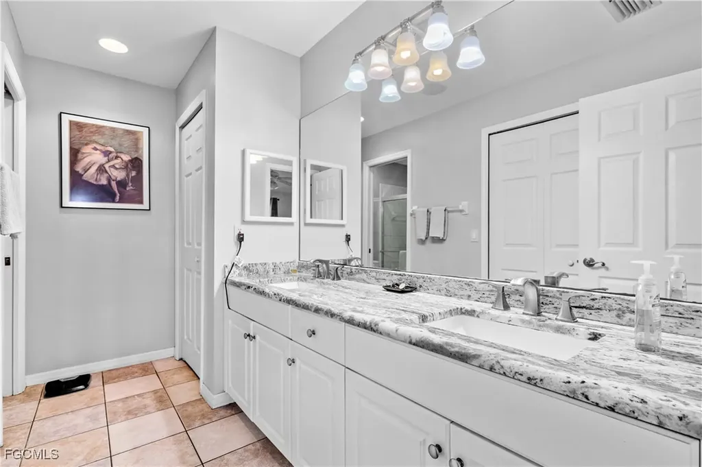 119 SW 39th Place Cape Coral FL 33991