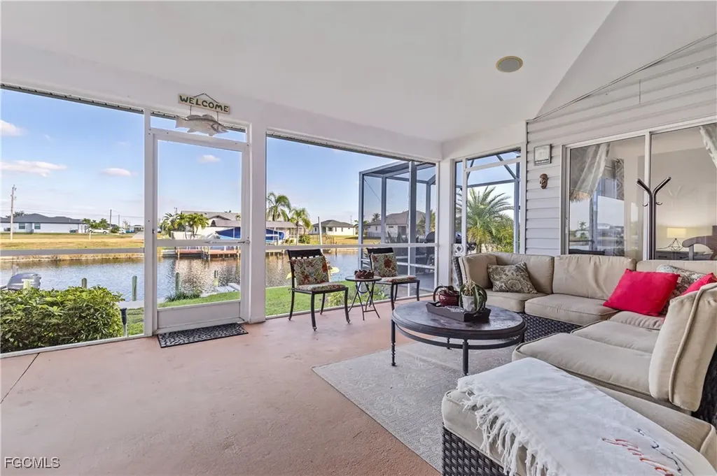 119 SW 39th Place Cape Coral FL 33991