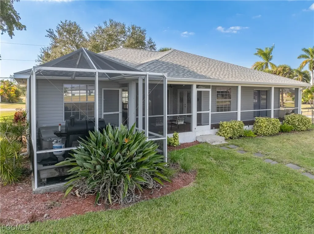 119 SW 39th Place Cape Coral FL 33991