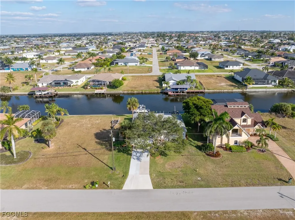 119 SW 39th Place Cape Coral FL 33991