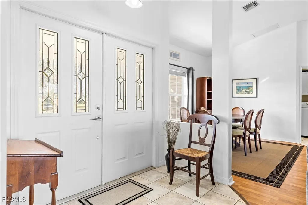 119 SW 39th Place Cape Coral FL 33991