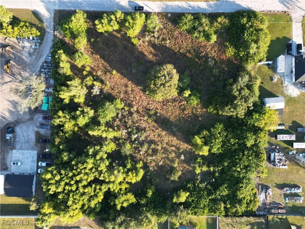 1812 Wade Drive Cape Coral FL 33991