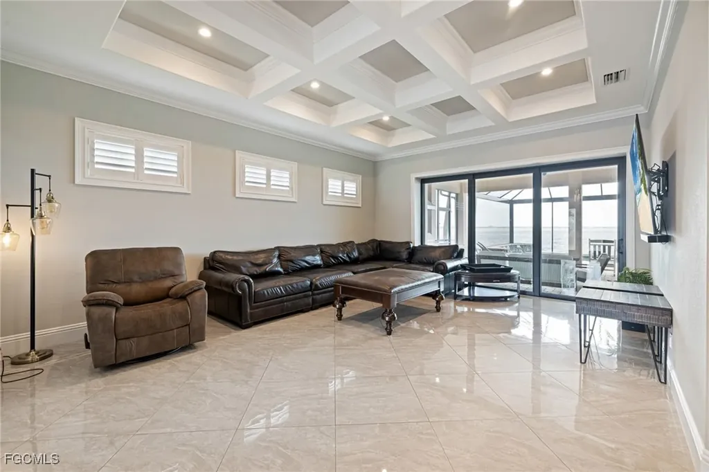 2262 SE 28th Street Cape Coral FL 33904