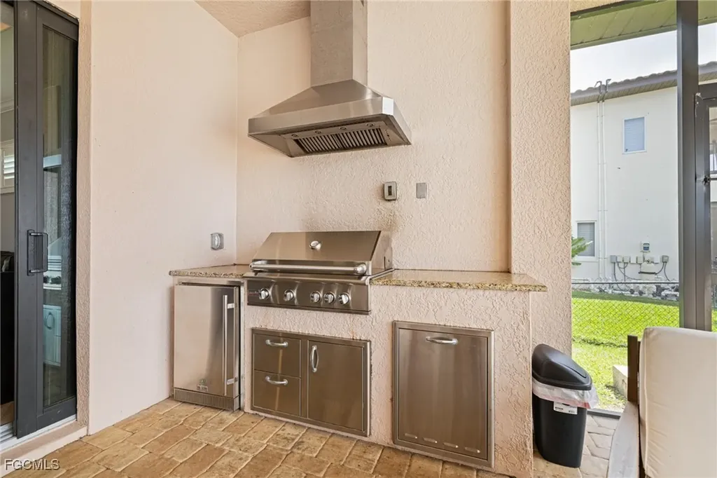 2262 SE 28th Street Cape Coral FL 33904