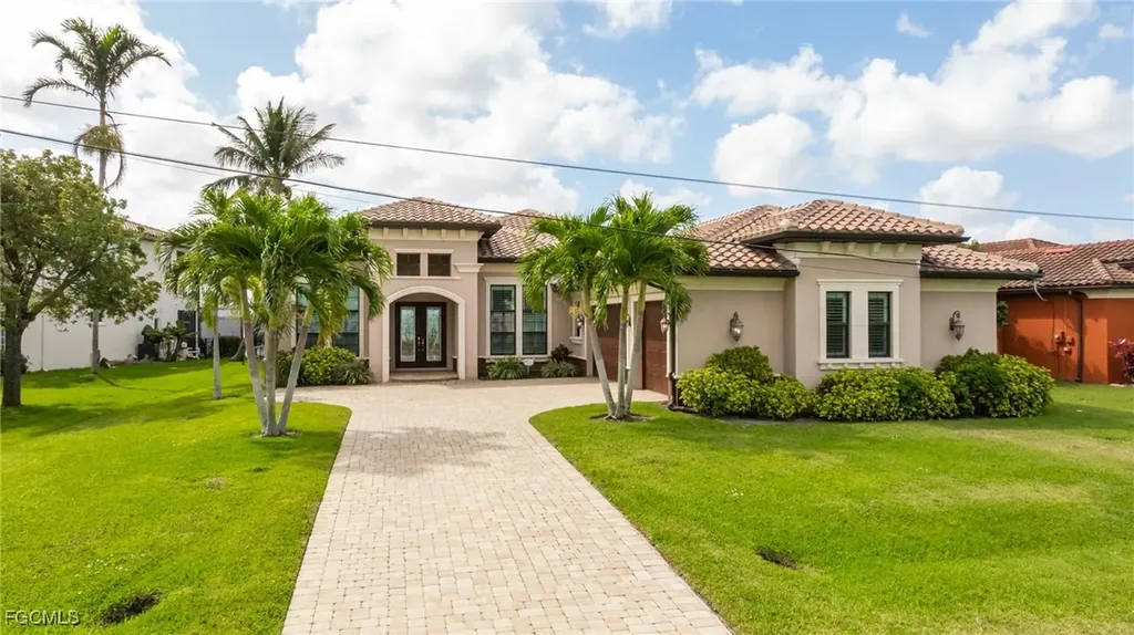 2262 SE 28th Street Cape Coral FL 33904